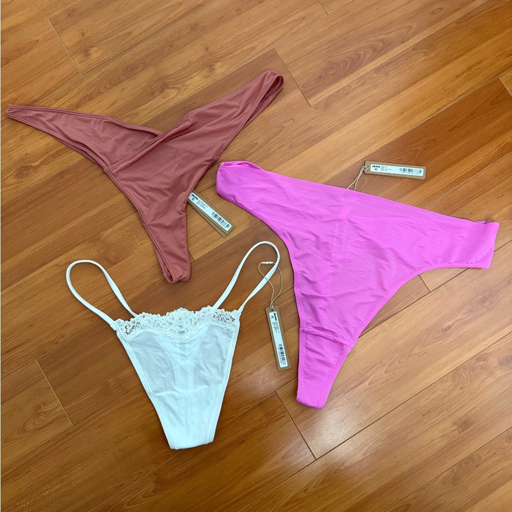 Skims Thong Underwear